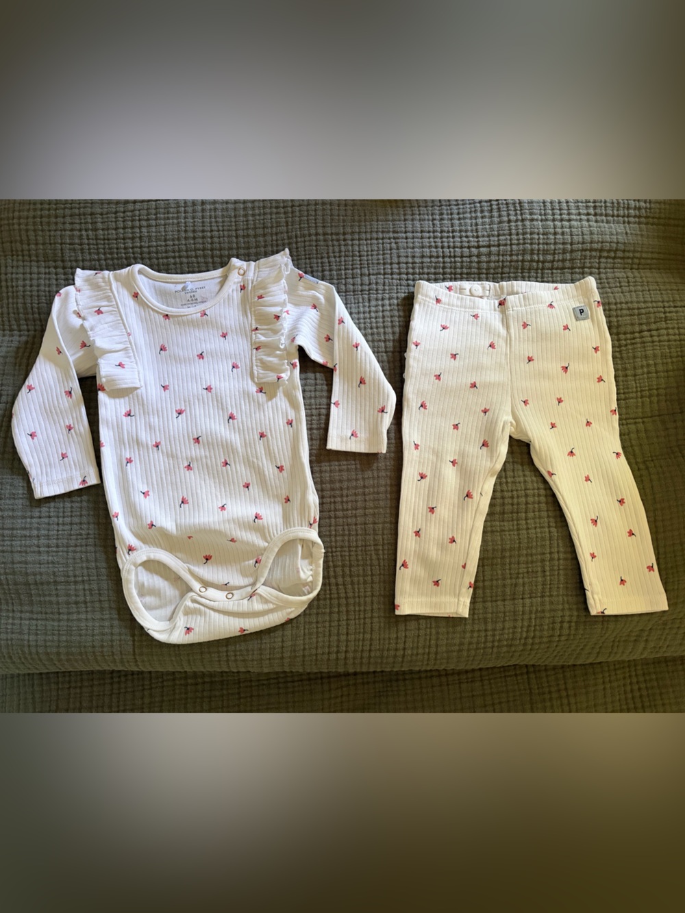 LIKE NEW Polarn O Pyret Frilled Floral Bodysuit & Leggings Set